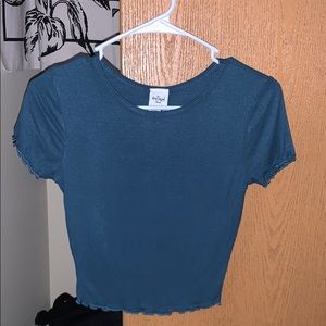 Tillys cropped short sleeve
